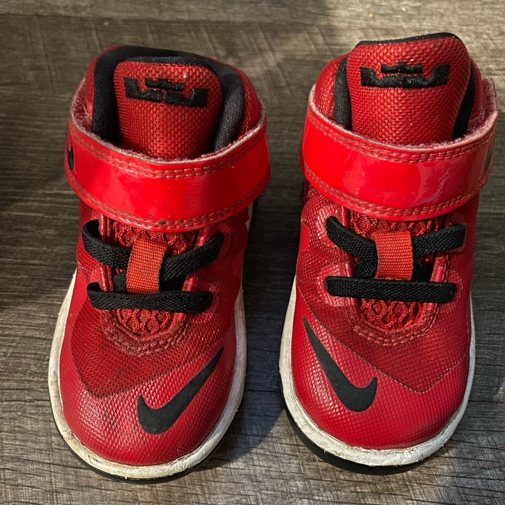 Lebron Shoes